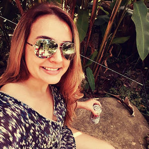 Meet your Posher, Cinthia